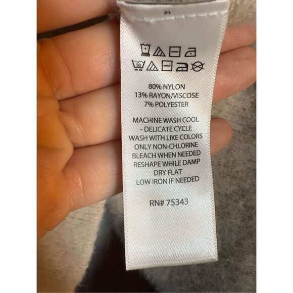 BAILEY 44 Fuzzy Beige Tan Mock Neck Pullover Sweater Long Sleeve Sz M - Picture 8 of 8